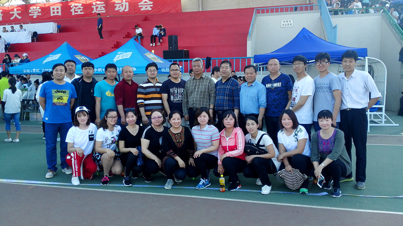 2017年春季运动会50m接力